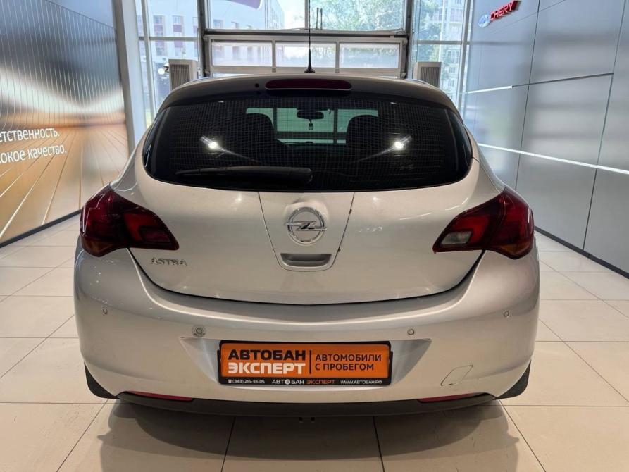 Opel Astra J Екатеринбург  - изображение 5