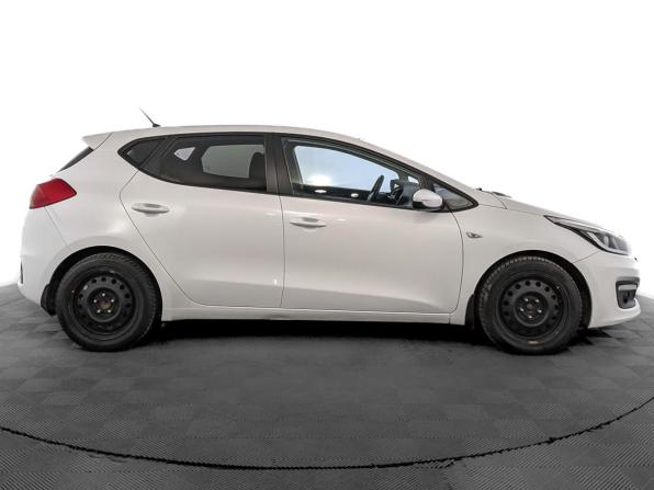 Kia Ceed II Рестайлинг с пробегом 2016 года, цена 1 090 000 рублей, 195564 км, хэтчбек, Автокод Объявления