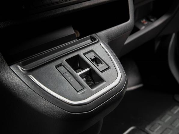 Новый Peugeot Expert III Рестайлинг 2025 года, цена 5 099 000 рублей, фургон, Автокод Объявления