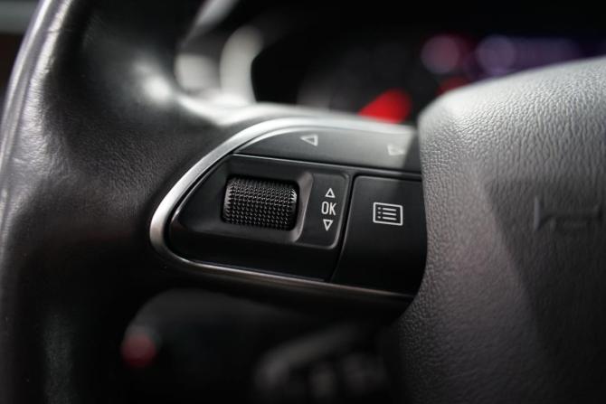 Audi A6 IV (C7) Рестайлинг с пробегом 2015 года, цена 2 470 000 рублей, 145000 км, седан, Автокод Объявления