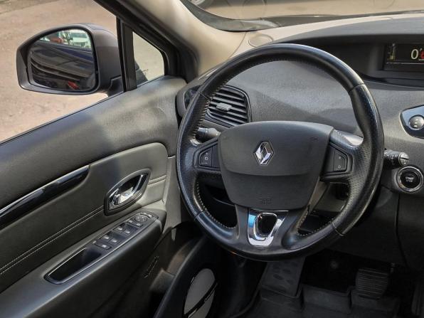 Renault Scenic III Рестайлинг 2 с пробегом 2016 года, цена 1 129 000 рублей, 197085 км, минивэн, Автокод Объявления