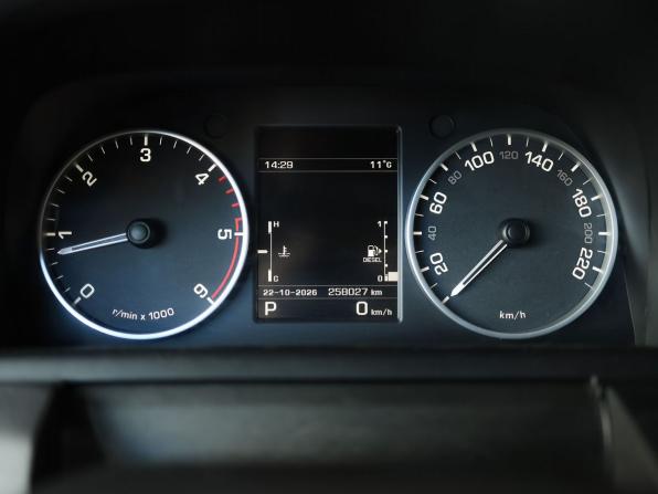 Land Rover Discovery IV Рестайлинг с пробегом 2013 года, цена 1 649 000 рублей, 258027 км, внедорожник, Автокод Объявления