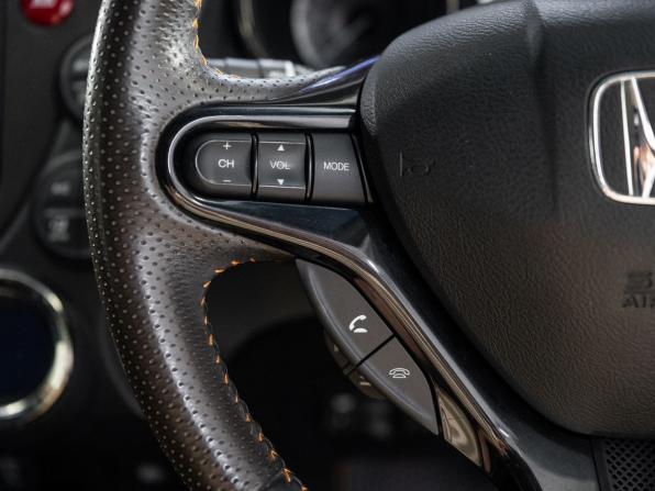 Honda Fit Shuttle I с пробегом 2012 года, цена 980 500 рублей, 127870 км, универсал, Автокод Объявления