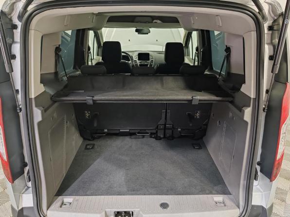 Ford Tourneo Connect II Рестайлинг с пробегом 2019 года, цена 1 699 000 рублей, 113266 км, компактвэн, Автокод Объявления