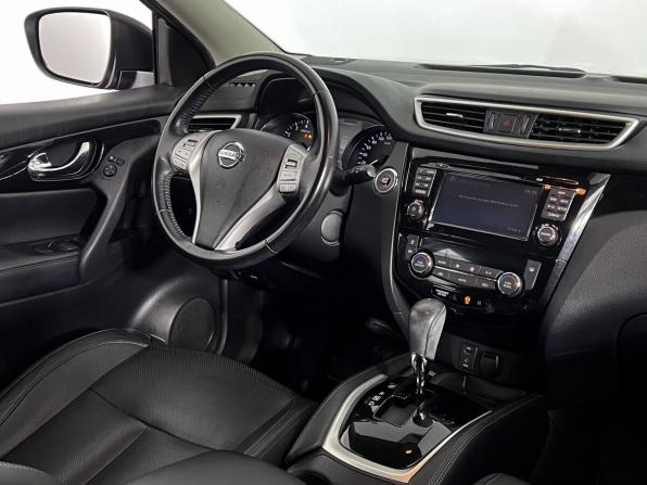 Nissan Qashqai II с пробегом 2018 года, цена 1 650 000 рублей, 160161 км, внедорожник, Автокод Объявления