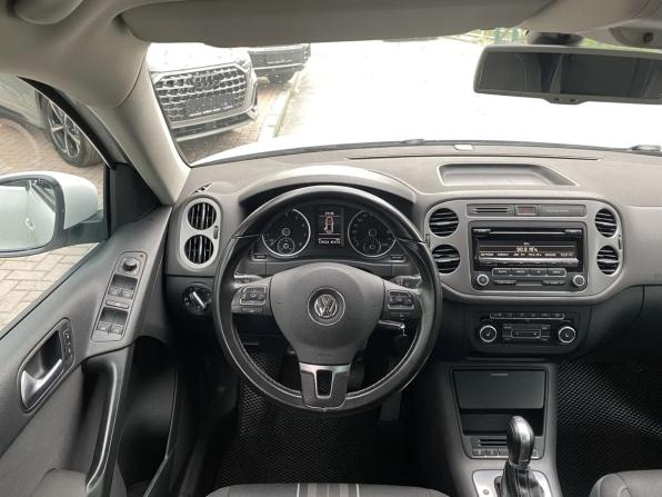 Volkswagen Tiguan I Рестайлинг с пробегом 2015 года, цена 1 329 000 рублей, 137621 км, внедорожник, Автокод Объявления