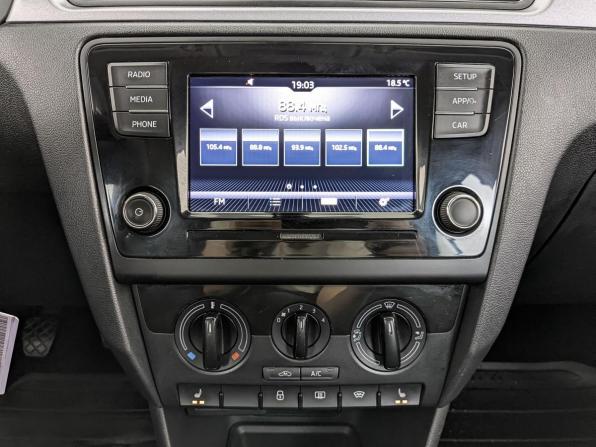 Skoda Rapid I Рестайлинг с пробегом 2019 года, цена 875 000 рублей, 161541 км, лифтбек, Автокод Объявления