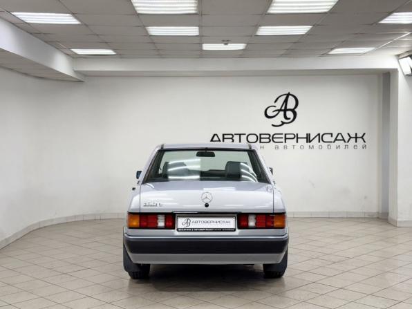 Mercedes-Benz 190 (W201) с пробегом 1984 года, цена 1 750 000 рублей, 91000 км, седан, Автокод Объявления