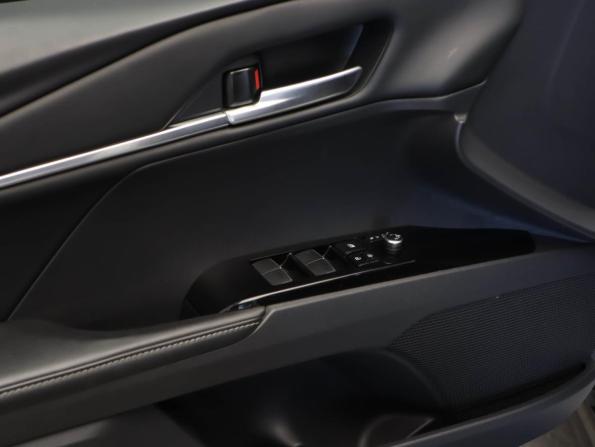 Toyota Camry IX (XV80) China Market с пробегом 2024 года, цена 3 680 000 рублей, 20219 км, седан, Автокод Объявления