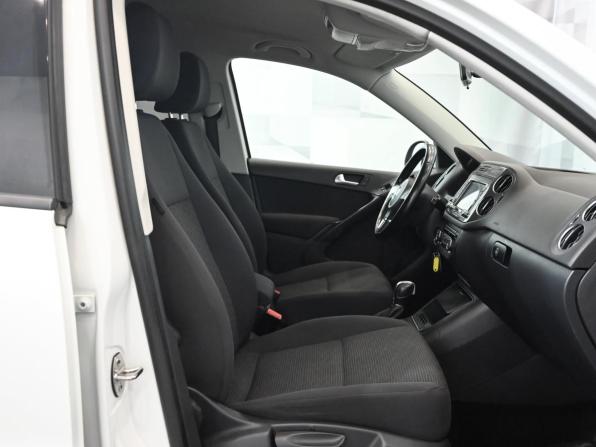 Volkswagen Tiguan I Рестайлинг с пробегом 2014 года, цена 1 350 000 рублей, 172325 км, внедорожник, Автокод Объявления