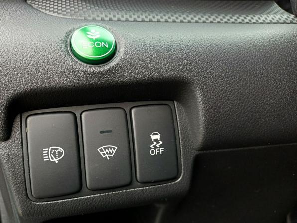 Honda CR-V IV Рестайлинг с пробегом 2018 года, цена 2 749 000 рублей, 130066 км, внедорожник, Автокод Объявления