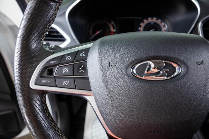 Lada (ВАЗ) Vesta I с пробегом 2023 года, цена 1 439 000 рублей, 44725 км, седан, Автокод Объявления