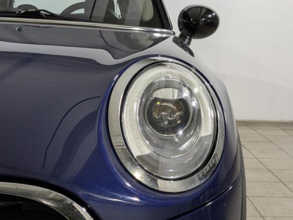 Mini Hatch III (F55/F56) Рестайлинг с пробегом 2018 года, цена 1 695 000 рублей, 100450 км, хэтчбек, Автокод Объявления