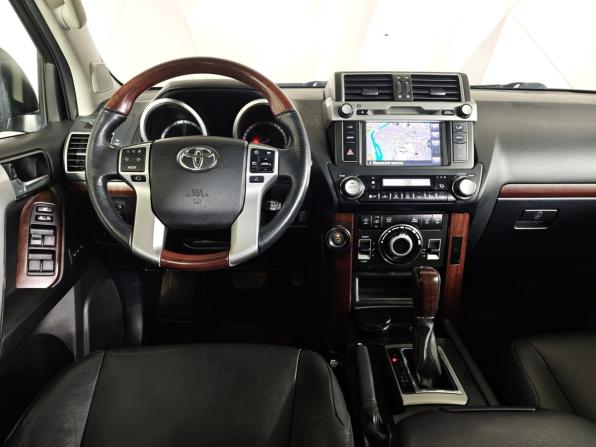 Toyota Land Cruiser Prado 150 Series Рестайлинг 1 с пробегом 2016 года, цена 3 350 000 рублей, 263965 км, внедорожник, Автокод Объявления