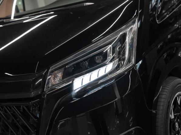 Toyota HiAce H300 с пробегом 2024 года, цена 10 900 000 рублей, 14616 км, минивэн, Автокод Объявления