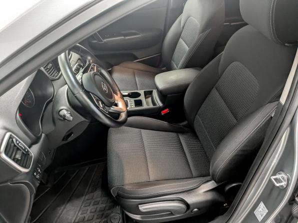 Kia Sportage IV Рестайлинг с пробегом 2022 года, цена 2 800 000 рублей, 40179 км, внедорожник, Автокод Объявления