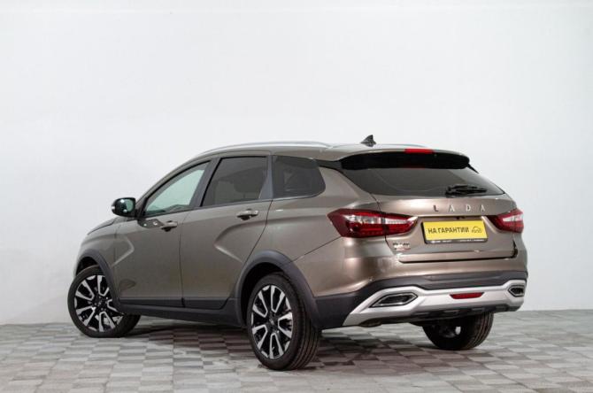 Lada (ВАЗ) Vesta I Рестайлинг (NG) с пробегом 2024 года, цена 1 349 000 рублей, 29000 км, универсал, Автокод Объявления
