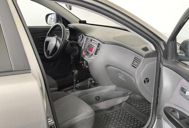Kia Rio II Рестайлинг с пробегом 2010 года, цена 450 000 рублей, 164484 км, хэтчбек, Автокод Объявления