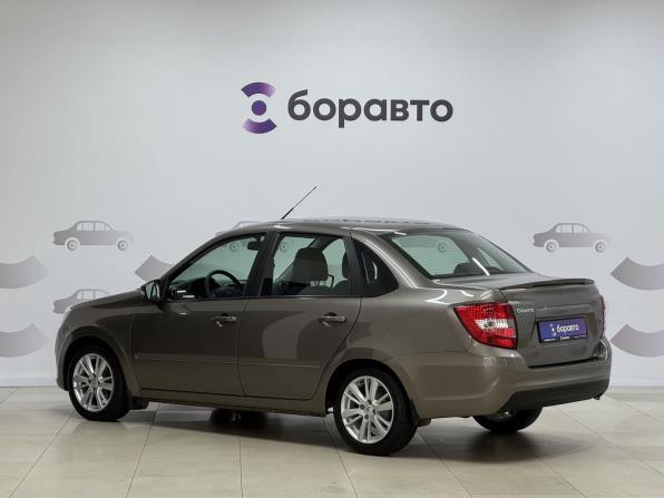 Lada (ВАЗ) Granta I Рестайлинг с пробегом 2024 года, цена 920 000 рублей, 41522 км, седан, Автокод Объявления
