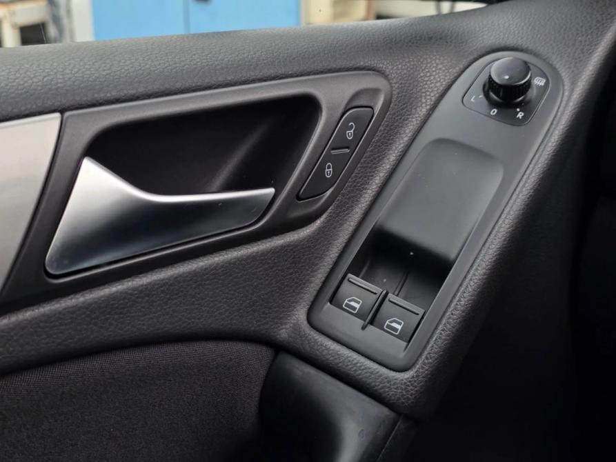 Volkswagen Golf VI Санкт-Петербург  - изображение 12
