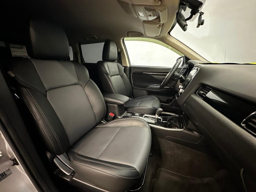 Mitsubishi Outlander III Рестайлинг 3 Балашиха  - изображение 13