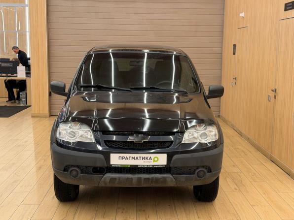 Chevrolet Niva I Рестайлинг с пробегом 2017 года, цена 559 000 рублей, 127000 км, внедорожник, Автокод Объявления
