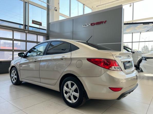 Hyundai Solaris I с пробегом 2012 года, цена 849 000 рублей, 165657 км, седан, Автокод Объявления
