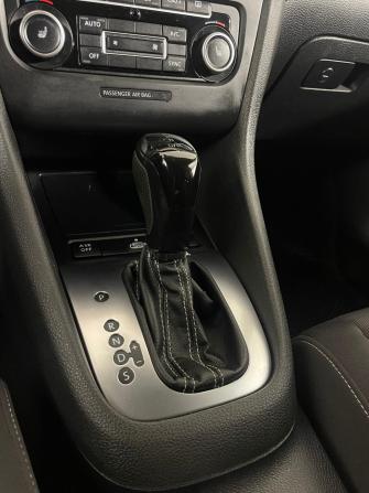 Volkswagen Golf VI с пробегом 2012 года, цена 910 000 рублей, 195654 км, хэтчбек, Автокод Объявления
