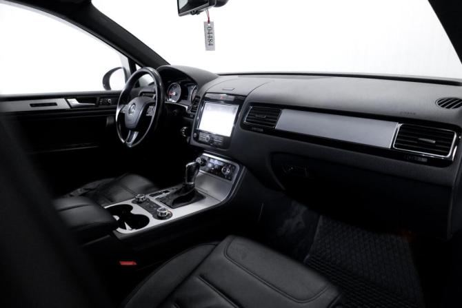 Volkswagen Touareg II с пробегом 2012 года, цена 2 050 000 рублей, 214628 км, внедорожник, Автокод Объявления