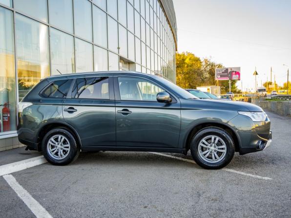 Mitsubishi Outlander III Рестайлинг с пробегом 2014 года, цена 1 698 000 рублей, 135300 км, внедорожник, Автокод Объявления