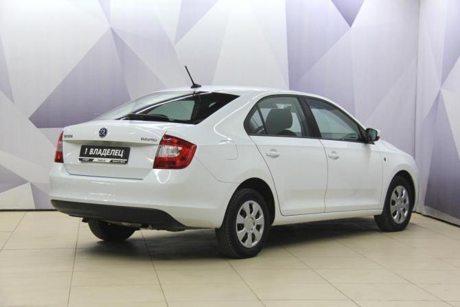 Skoda Rapid I с пробегом 2017 года, цена 1 099 900 рублей, 178136 км, лифтбек, Автокод Объявления