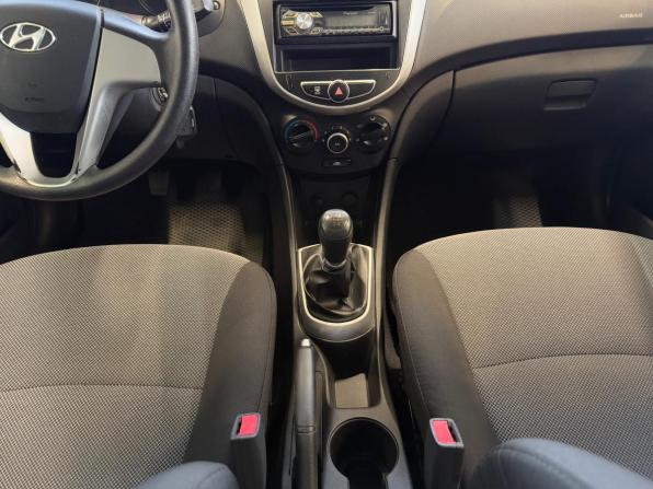 Hyundai Solaris I с пробегом 2013 года, цена 780 000 рублей, 170000 км, хэтчбек, Автокод Объявления