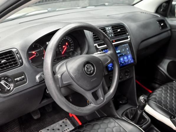 Volkswagen Polo V Рестайлинг с пробегом 2017 года, цена 800 000 рублей, 270113 км, седан, Автокод Объявления