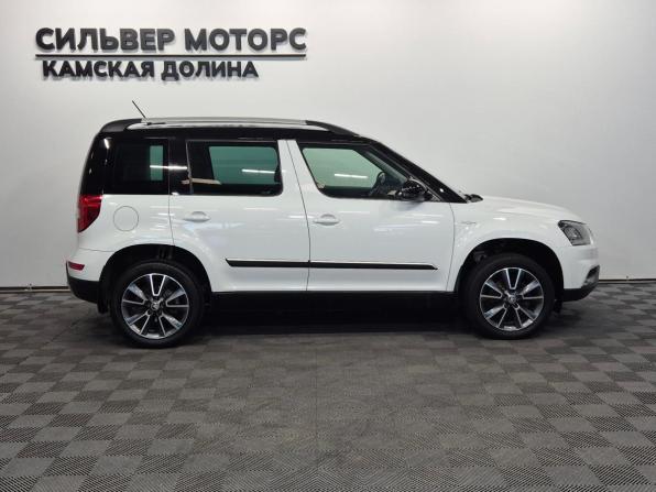Skoda Yeti I Рестайлинг с пробегом 2016 года, цена 1 350 000 рублей, 61700 км, внедорожник, Автокод Объявления