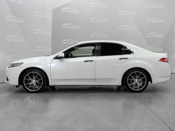 Honda Accord VIII Рестайлинг с пробегом 2012 года, цена 1 550 000 рублей, 170600 км, седан, Автокод Объявления