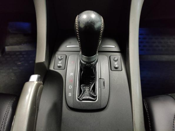 Honda Accord VIII Рестайлинг с пробегом 2012 года, цена 850 000 рублей, 237000 км, седан, Автокод Объявления