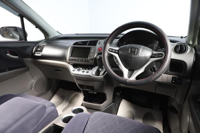 Honda Stream II Рестайлинг с пробегом 2012 года, цена 1 149 000 рублей, 224786 км, компактвэн, Автокод Объявления