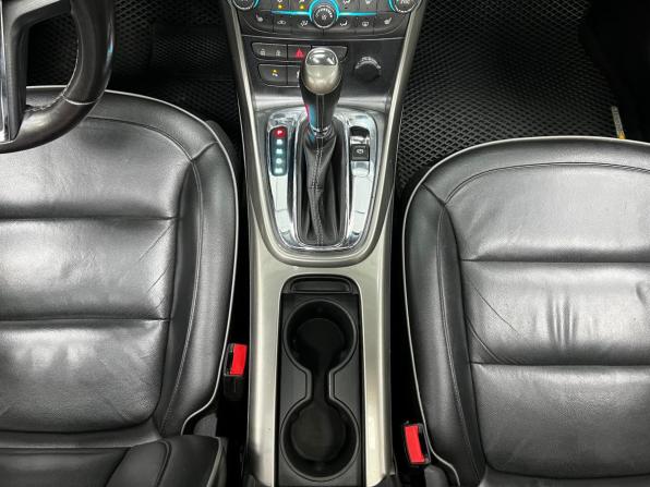 Chevrolet Malibu VIII с пробегом 2012 года, цена 950 000 рублей, 220000 км, седан, Автокод Объявления