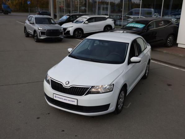 Skoda Rapid I Рестайлинг с пробегом 2018 года, цена 1 220 000 рублей, 65406 км, лифтбек, Автокод Объявления