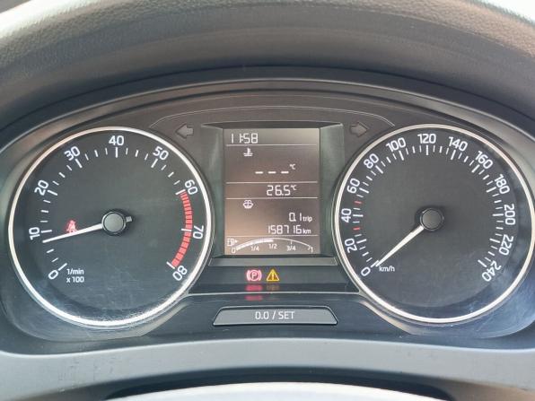 Skoda Rapid I с пробегом 2016 года, цена 830 000 рублей, 158714 км, лифтбек, Автокод Объявления