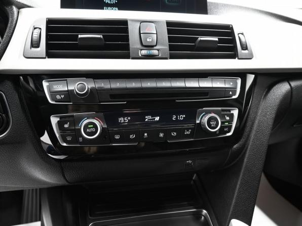 BMW 3 серии VI (F3x) Рестайлинг с пробегом 2017 года, цена 2 695 000 рублей, 129077 км, лифтбек, Автокод Объявления