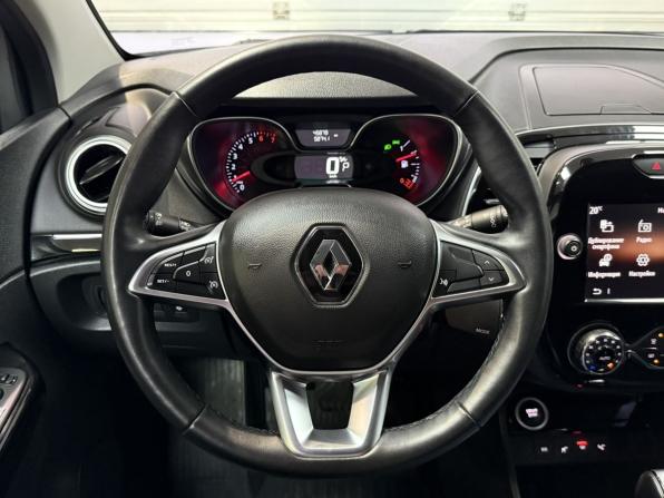Renault Kaptur I Рестайлинг с пробегом 2021 года, цена 1 900 000 рублей, 45652 км, внедорожник, Автокод Объявления