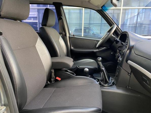 Chevrolet Niva I Рестайлинг с пробегом 2016 года, цена 746 000 рублей, 91912 км, внедорожник, Автокод Объявления