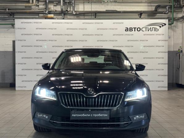 Skoda Superb III с пробегом 2018 года, цена 1 829 000 рублей, 176743 км, лифтбек, Автокод Объявления