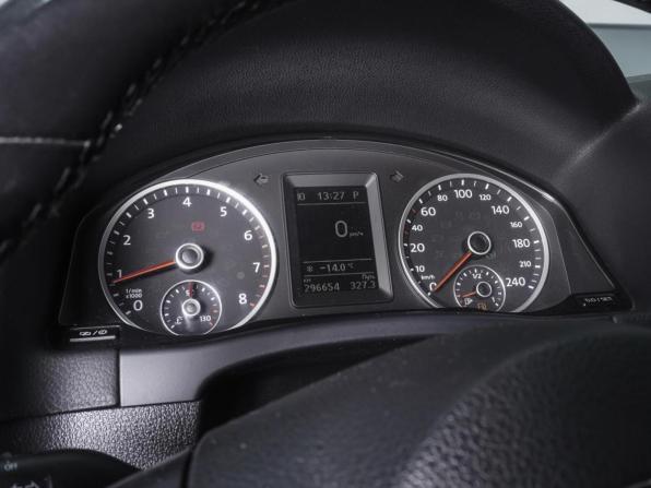 Volkswagen Tiguan I Рестайлинг с пробегом 2013 года, цена 1 190 000 рублей, 296654 км, внедорожник, Автокод Объявления