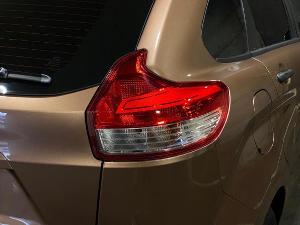 Lada (ВАЗ) XRAY I с пробегом 2018 года, цена 880 000 рублей, 64429 км, хэтчбек, Автокод Объявления