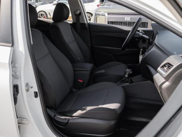 Hyundai Solaris II с пробегом 2018 года, цена 1 480 000 рублей, 49985 км, седан, Автокод Объявления