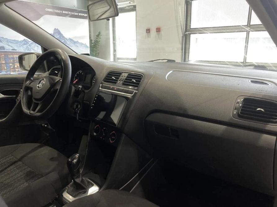 Volkswagen Polo V Рестайлинг Москва  - изображение 9