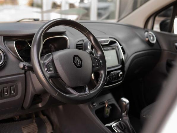 Renault Kaptur I с пробегом 2019 года, цена 1 330 000 рублей, 87483 км, внедорожник, Автокод Объявления