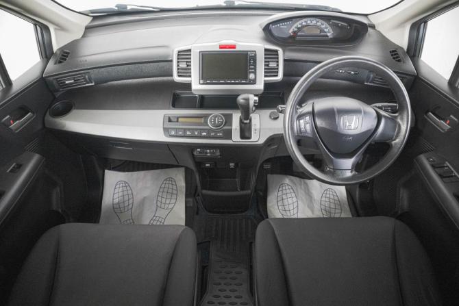 Honda Freed I с пробегом 2010 года, цена 999 000 рублей, 171000 км, компактвэн, Автокод Объявления